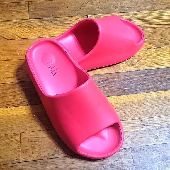 Vitality sandal 👡 color 😍 Red  size 8 - Picture 5 of 10